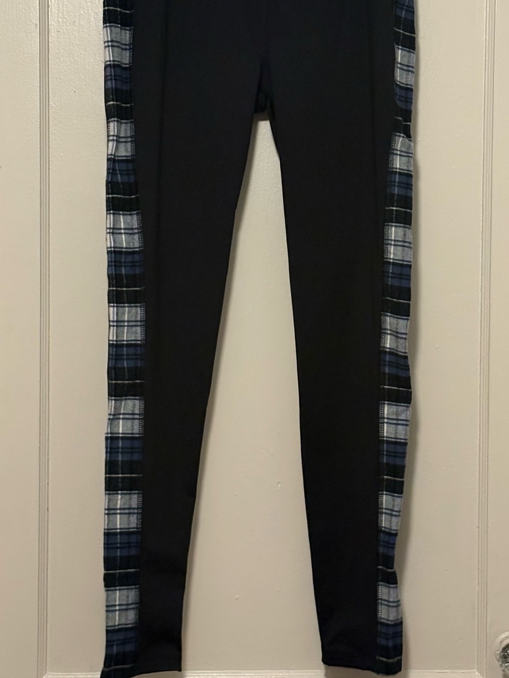 The Vermont Flannel Co Black Leggings with Blue Plaid Side Panels